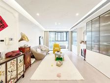 华丽家族,百万装修 看房方便 有产权车位,随时可方便约看