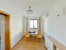 龙华·三江小区·1室·1厅