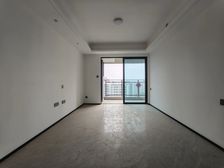 九龙坡区 万科星光都会 三房 145万