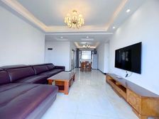 鼎峰尚境三期,精装修大四房,中高楼层视野好