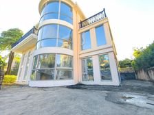 临湖独栋别墅 使用800平 已做加建带地下室 价格可谈