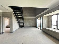 跃层,采光视野好,出小区就是公园,轻轨,商圈