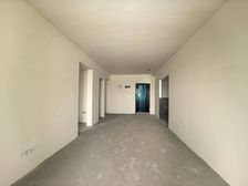 九龙坡区 朵力迎宾大道樾尚 三房 61万