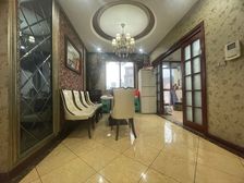 九龙坡区 协信彩云湖1号 三房 165万