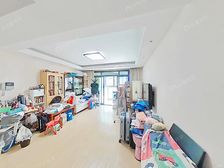 中间位置,80米的楼间距,安静!诚意+急