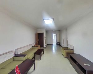 南北通透前进花园3室2厅