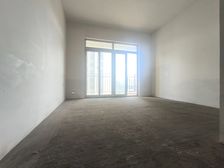 盘龙商圈 轻轨旁 毛胚房 装修随意发挥