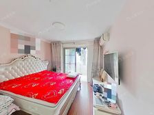 一梯两户!非顶楼!花园位置!看房方便!业主诚心出售 !车位