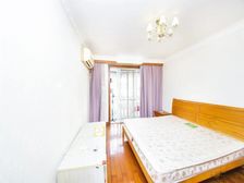 嘉德坊三期!花园位置,南北通户型,居家装修,可提前交房。