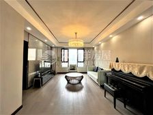 我门店就在小区旁边。看房随时,高区精装4房,带产权车位!诚卖