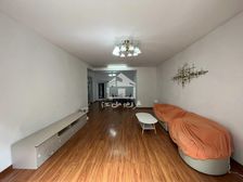 越秀路越秀路小学附近 石门森林公园龙曦山庄4房2厅精装修