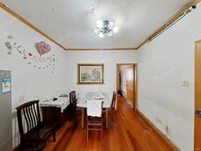 一门关朝南 采光好 南北通透 小区中间位置 随时看房