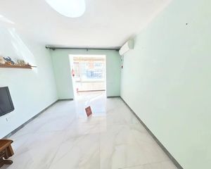 石园东苑,精装修三居室出售,价格好谈