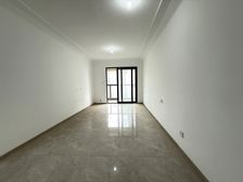 中建·滨水苑 3室1厅 精装修,好楼层,划片港区实验小学