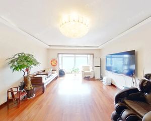 凉水河公园 世华水岸C区 3室 2厅 南北通透一梯两户