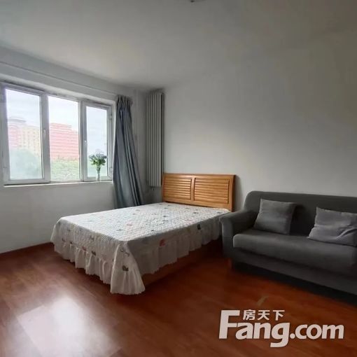  ���԰���� 2��1��1�� 50ƽ��װ�� 3300Ԫ/�� 