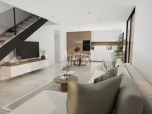 奥里韦拉阿利坎特带泳池三居室半独立式别墅