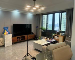 慧江苑 豪装50万 新颖 看江景 边套 钻石楼层 亏本急售!