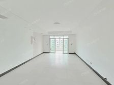 飞机户型,户型端正大气,3房2厅2卫2阳,视野宽阔,看房有密