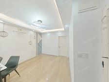 一周绛三次!近淞虹站,一梯两户,全明大一房,中间楼层,精装修