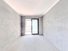 青林湾五期 全新毛坯 东边套 南北通透 海外一表生