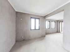 品质小区一线江景大平层,东边边套,物业环境好