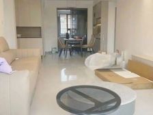 精装未住!采光好!低公摊!现房!有车位!地铁口旁!随时看房!