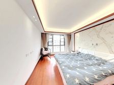 中庭110幢精装远离高架 四开间朝南 户型方正视野开阔