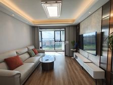 中骏璟峰雅居 有地暖 中央空调 带车位 超高性价比 双书包房