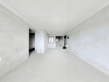 恒大山水城四期林溪竹语 中庭小高层次顶层 三开间朝南视野开阔