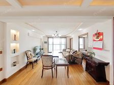 小区近六号线 景观位置 产权清晰 无抵押 电梯房