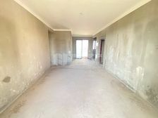 市中心,安静小区,3室毛坯,房东换房