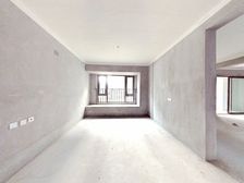 次新高品质小区 纯毛坯,边套 位置好