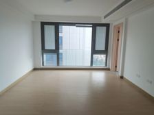 三里江印4室2厅2卫南朝向675.0万元/套出售