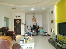 渝北区 香山花园A区 三房 98万