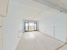 ,XI有房源,两房带阁楼,使用面积大,满五VI一