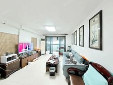 电梯高层大三房 业主诚心 看房随时 飞机户型