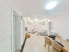 梯两户,全明一房,随时看,满5V一,上适存,停车方便