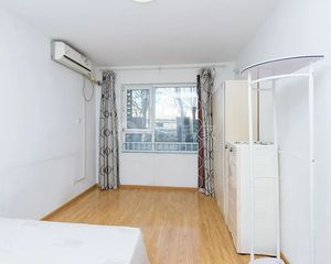 四环边 总部基地 科技园区·万科蓝一居