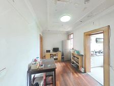 一梯两户,双南全明,5楼 诚意出售