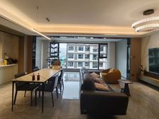 渝北区 香港置地嘉景湾 四房 251万