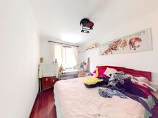 园丁街87弄房东诚心卖,户型方正,边套2楼采光好