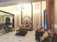 照母山精装别墅。万科悦府带2车位,端户5房480万 房源保真