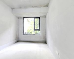 邦泰熙华天骄 4室2厅 西南