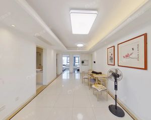 开发商升级装修 买进拎包入住 房东诚心卖,万科品质