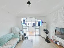 新上房源,中间楼层,带地暖,飞机户型