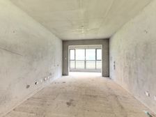 伊岸宜家三室,楼间距大,采光无遮挡,诚心出售