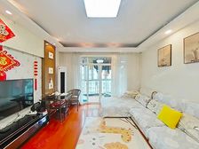 湖畔,中间楼层,离高架远,送17平