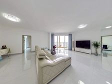 金宝怡庭 5 房 206 方