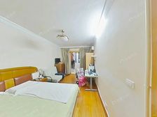 新出大两房 可做两房两厅 视野好余地大 诚心卖好看房